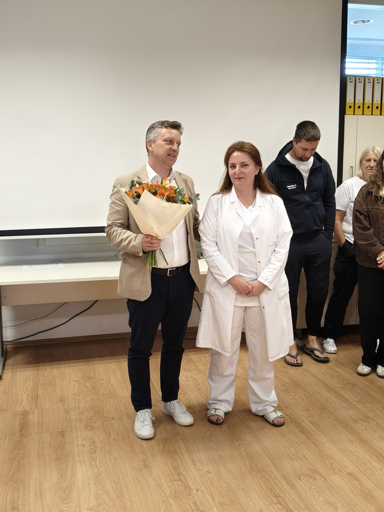 V kolektivu ponovno čestitali naši naj pediatrinji Slovenije